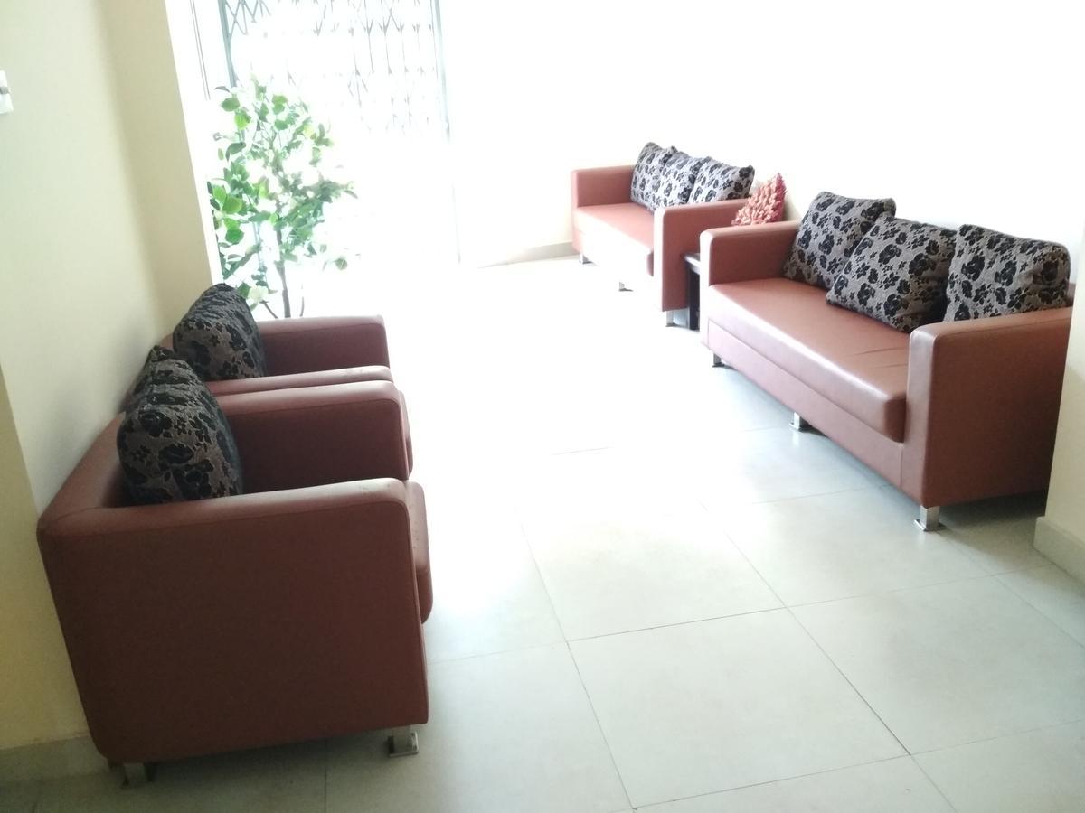 Hotel Rukmini Alwaye Exterior foto